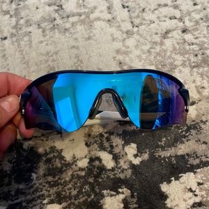 Oakley Radarlock